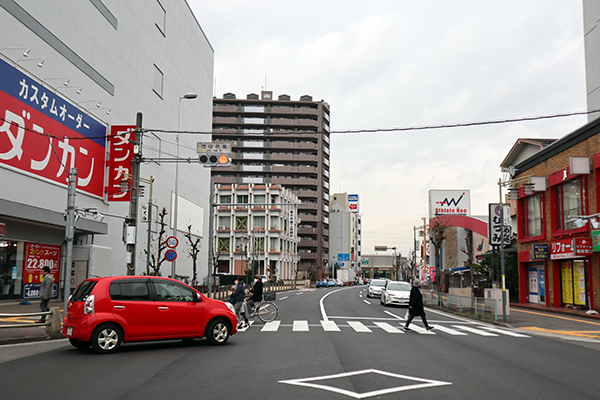 市役所東交差点(北向き)